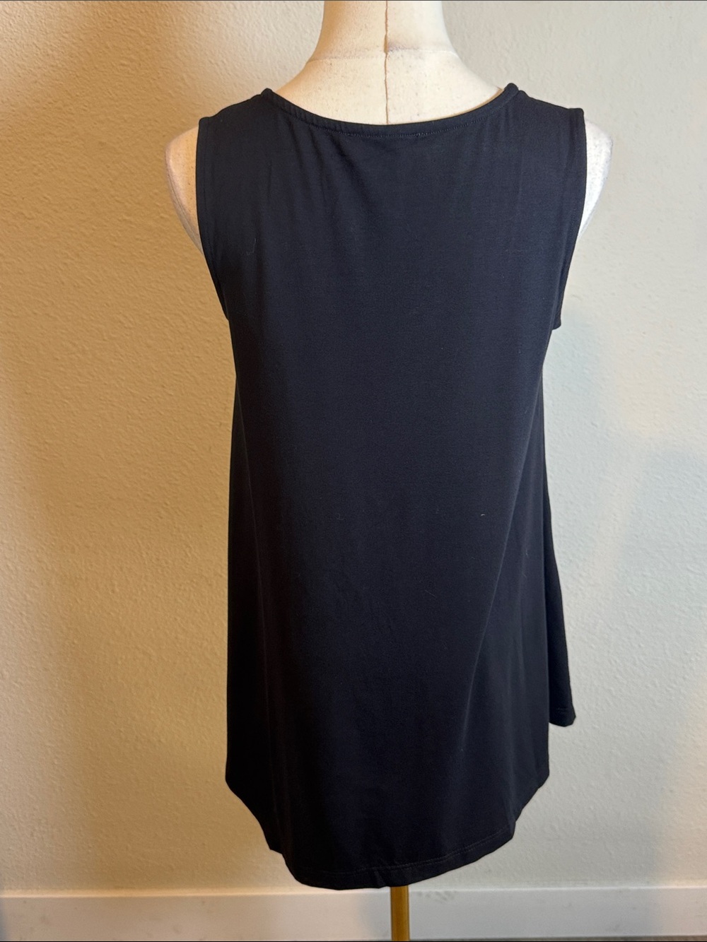 Alembika Essential Asymmetrical Tank Top Black size 2 (8-10) - Picture 5 of 12